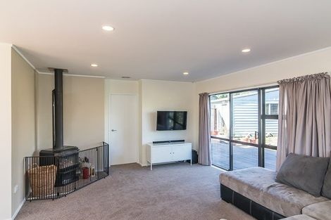 Photo of property in 21 Pitoitoi Street, Otaihanga, Paraparaumu, 5036