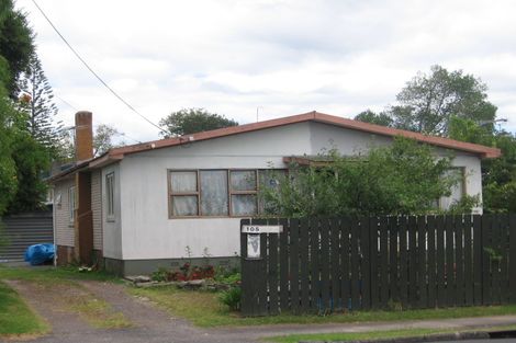 Photo of property in 105 Portage Road, New Lynn, Auckland, 0600