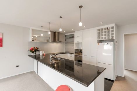 Photo of property in 5 Bushlands Park Drive, Albany, Auckland, 0632