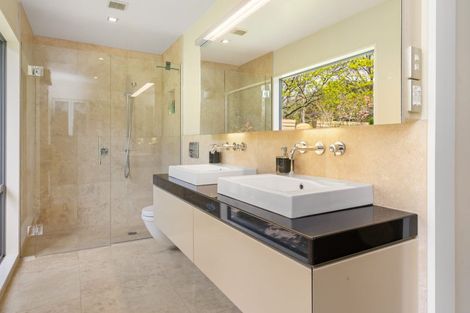 Photo of property in 236 Cashmere Road, Hoon Hay, Christchurch, 8025