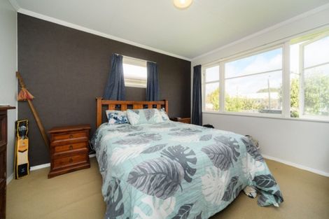 Photo of property in 6 Stephens Crescent, Highbury, Palmerston North, 4412