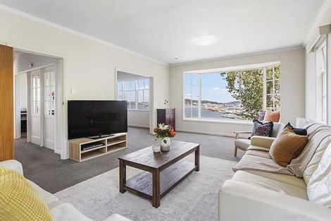 Photo of property in 34 Rama Crescent, Khandallah, Wellington, 6035