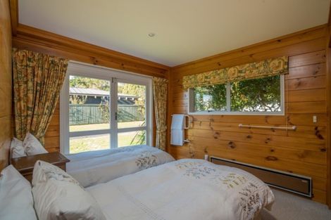 Photo of property in 18 Oregon Drive, Rainbow Point, Taupo, 3330