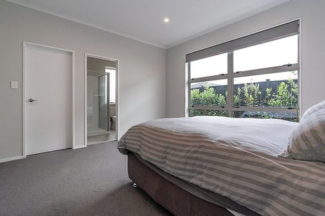 Photo of property in 24 Tyler Davies Drive, Red Beach, 0932