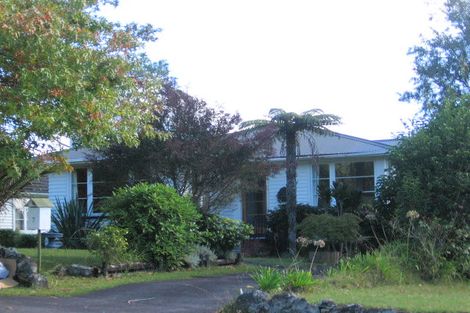Photo of property in 7 Earl Road, Titirangi, Auckland, 0604