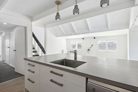 Photo of property in 161 Karewa Parade, Papamoa Beach, Papamoa, 3118
