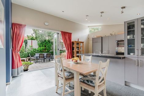 Photo of property in 156 Rimu Street, Maeroa, Hamilton, 3200