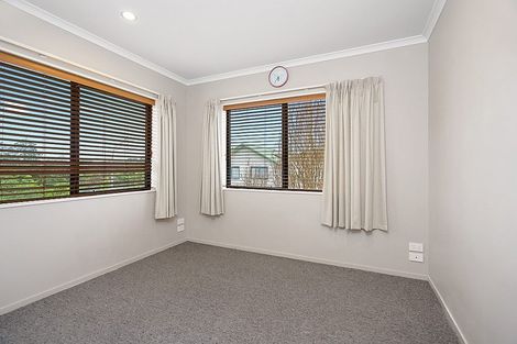 Photo of property in 19 Titch Place, Glen Eden, Auckland, 0602