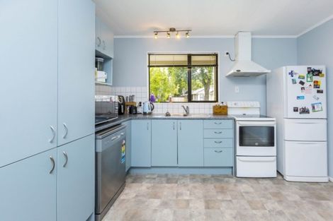 Photo of property in 6f2- Gemstone Drive, Birchville, Upper Hutt, 5018