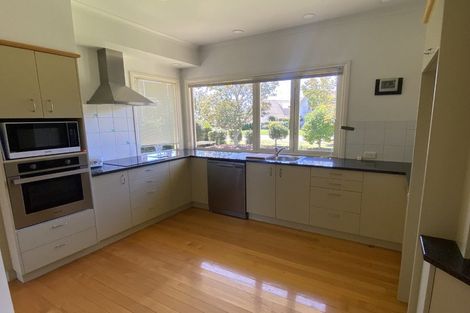 Photo of property in 14 Fulford Place, Havelock North, 4130