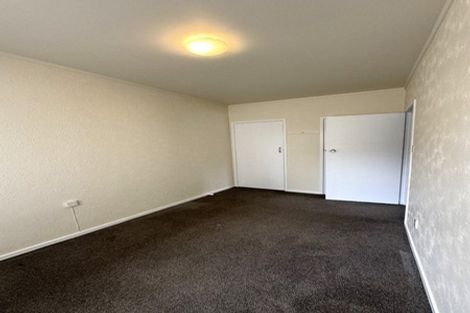 Photo of property in 59 Lincoln Park Avenue, Massey, Auckland, 0614