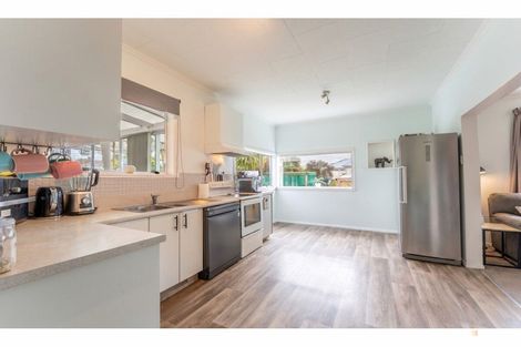 Photo of property in 6 Naylor Street, Waimate, 7924