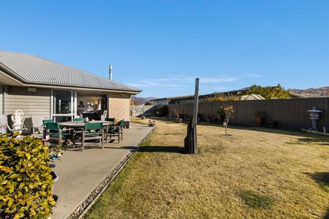 Photo of property in 8 Austral Place, Cromwell, 9310