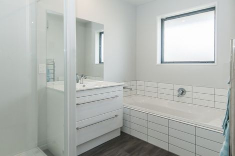 Photo of property in 7 Northmoor Boulevard, Rolleston, 7615