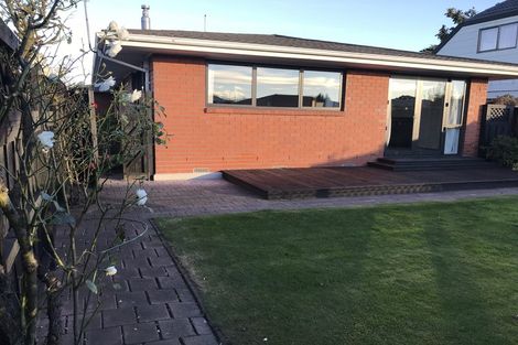 Photo of property in 5 Rhyl Place, Bryndwr, Christchurch, 8053