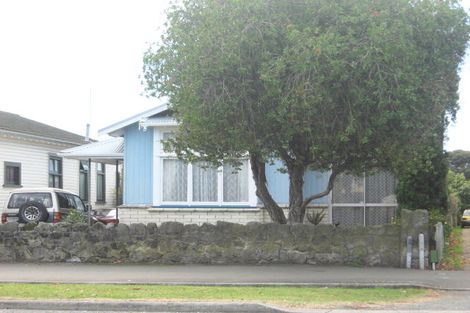 Photo of property in 243 Georges Drive, Napier South, Napier, 4110