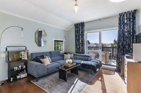 Photo of property in 22 Tawa Street, Eastbourne, Lower Hutt, 5013