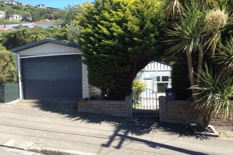 Photo of property in 40 Todman Street, Brooklyn, Wellington, 6021