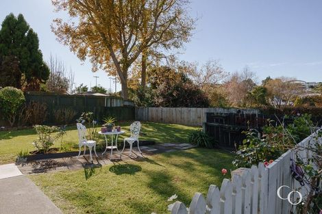 Photo of property in 8a Canberra Place, Bellevue, Tauranga, 3110