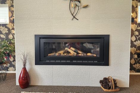 Photo of property in 23 Saint Laurent Way, Ohau, Levin, 5570