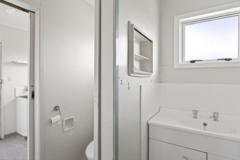 Photo of property in 4 Tui Street, Outer Kaiti, Gisborne, 4010