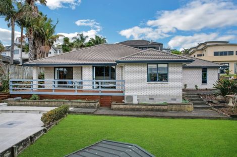 Photo of property in 14 San Carlo Court, Henderson, Auckland, 0612