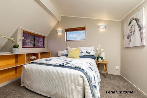 Photo of property in 33 Waipuia Place, Greenhithe, Auckland, 0632