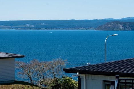 Photo of property in 6 Barron Place, Omori, Turangi, 3381