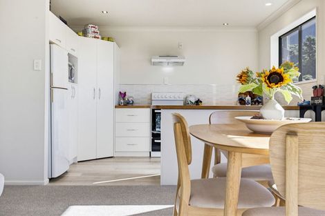 Photo of property in 11 Angle Street, Picton, 7220