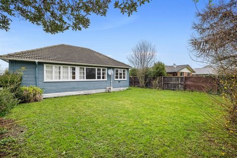 Photo of property in 13 Pitcairn Crescent, Bryndwr, Christchurch, 8053