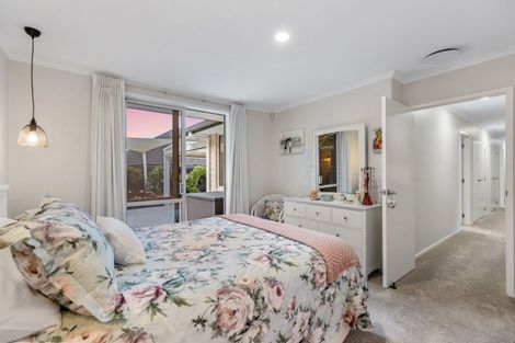 Photo of property in 17 Hansard Place, Bethlehem, Tauranga, 3110