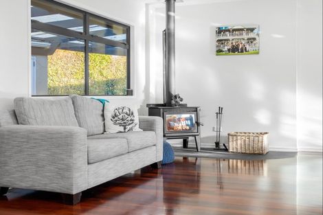 Photo of property in 96r Panorama Drive, Welcome Bay, Tauranga, 3175