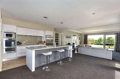 Photo of property in 12 Coachmans Road, Prebbleton, 7604