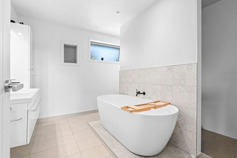 Photo of property in 21 Oldfield Court, Huntington, Hamilton, 3210