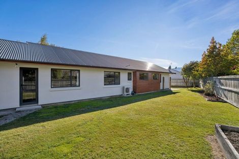 Photo of property in 20 Sylvan Street, Lake Hayes, Queenstown, 9304