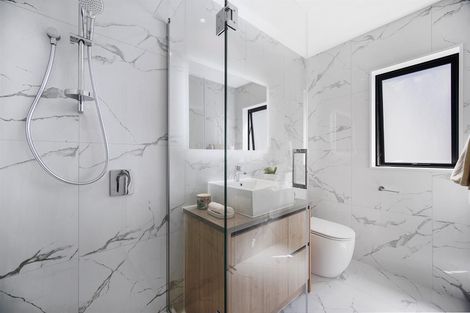 Photo of property in 165 Grove Road, Papakura, 2110