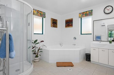 Photo of property in 65 Aston Road, Waikanae, 5391