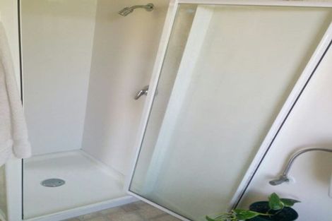 Photo of property in 6 Semeloff Terrace, Aro Valley, Wellington, 6021