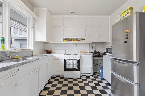 Photo of property in 15 Clare Road, St Albans, Christchurch, 8014