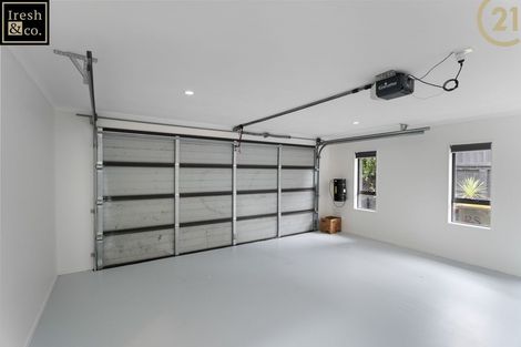 Photo of property in 125 Keri Vista Rise, Papakura, 2110