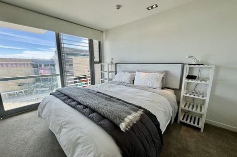 Photo of property in Portal Apartments, 8e/42 Cable Street, Te Aro, Wellington, 6011