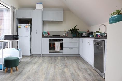 Photo of property in 1/24 Hobart Street, Miramar, Wellington, 6022