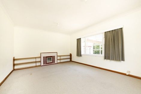 Photo of property in 16 Manuka Street, Hokowhitu, Palmerston North, 4410