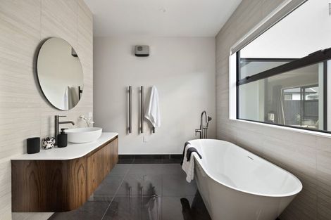 Photo of property in 5 Oakbridge Boulevard, Marshland, Christchurch, 8051