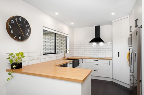 Photo of property in 9 San Ignacio Court, Henderson, Auckland, 0612