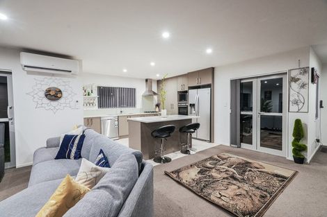 Photo of property in 5 Rishi Way, Favona, Auckland, 2024