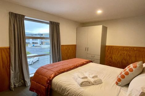 Photo of property in 3 Athol Terrace, Upper Riccarton, Christchurch, 8041