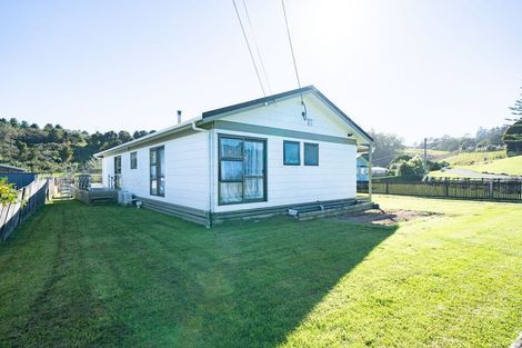 Photo of property in 79 Valley Road, Hikurangi, 0114