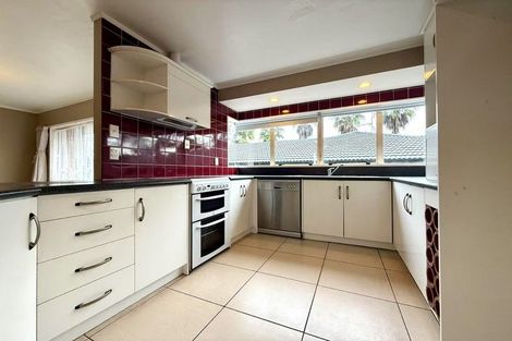 Photo of property in 79 Wairere Road, The Gardens, Auckland, 2105