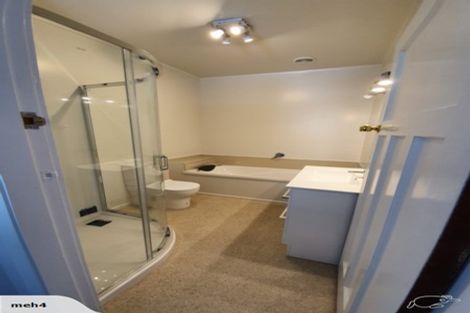 Photo of property in 13 Retter Street, Paparangi, Wellington, 6037